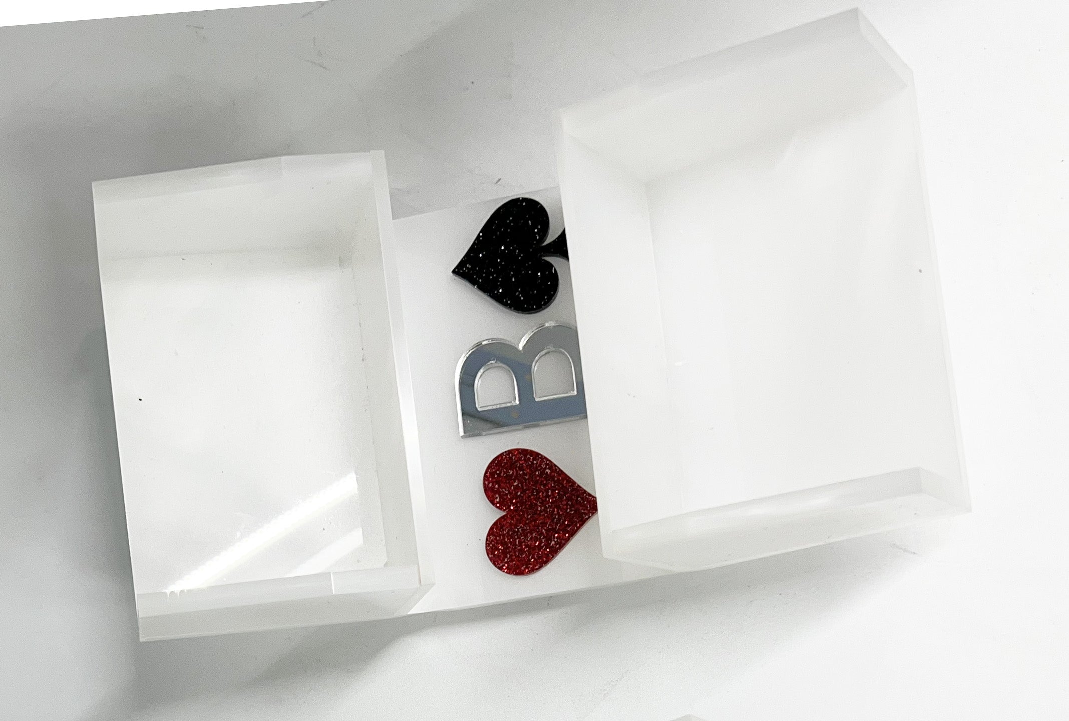 WHITE MARBLE CANASTA 2.jpg